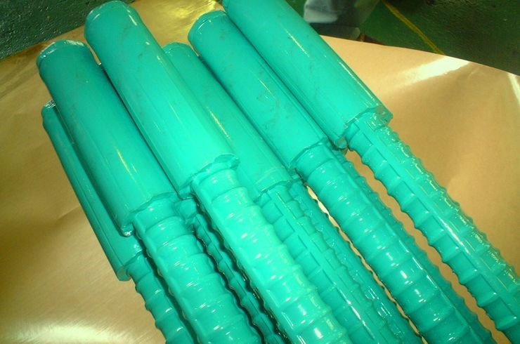 ＦＤグリップへのエポキシ樹脂塗装が可能です