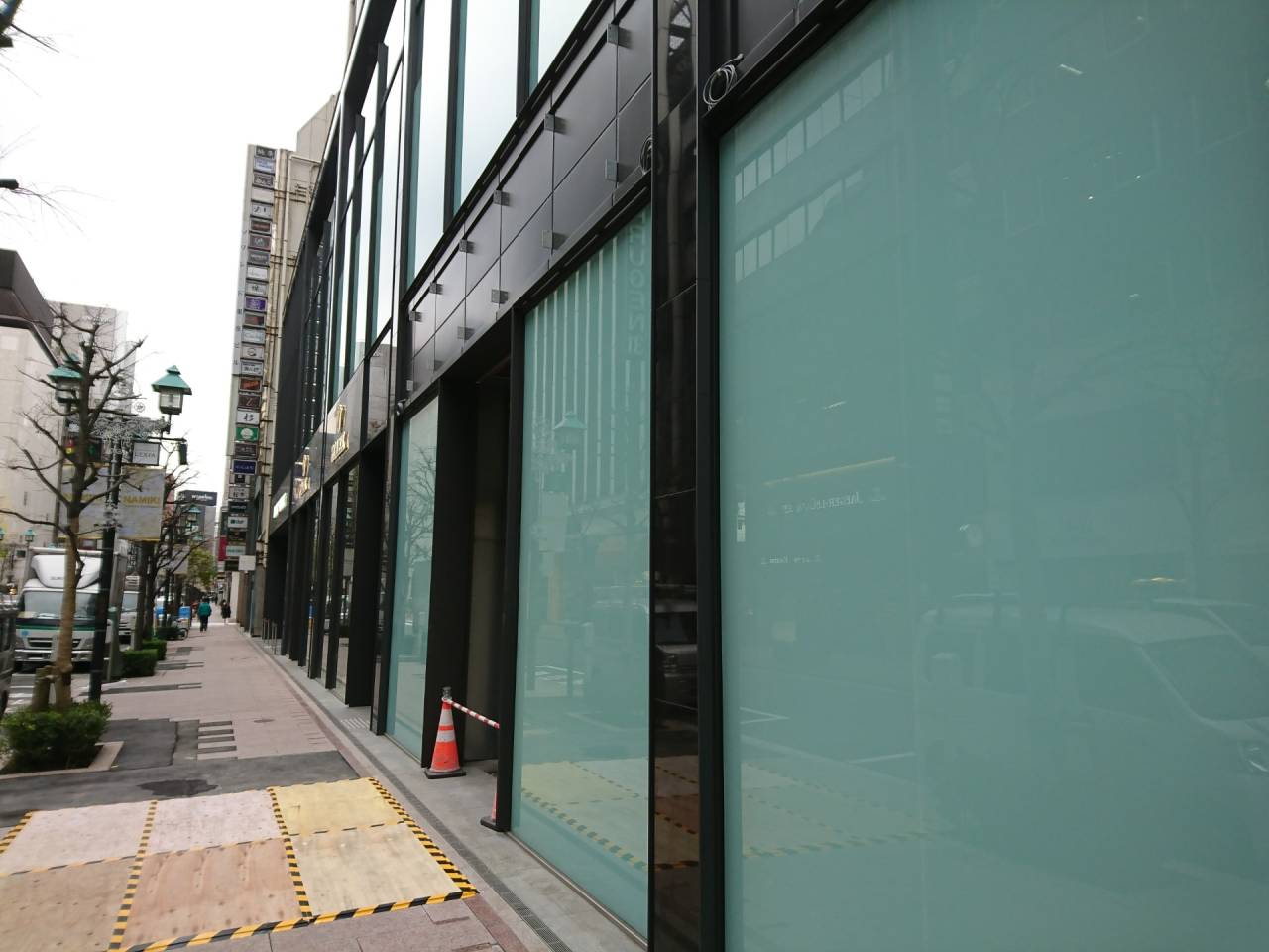 その１：スチール建材の亜鉛めっきによる熱変形を防ぎたい