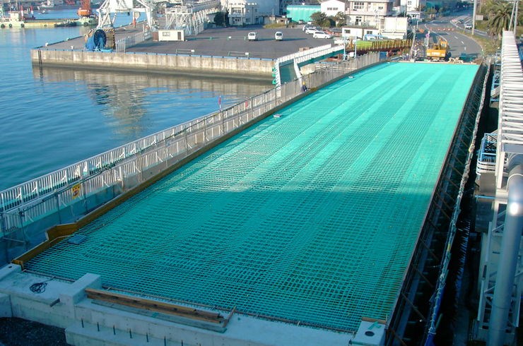 エポキシ樹脂塗装鉄筋のメーカー　愛知の筒井工業です